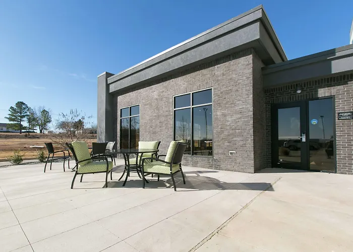 Hampton Inn & Suites Stroud